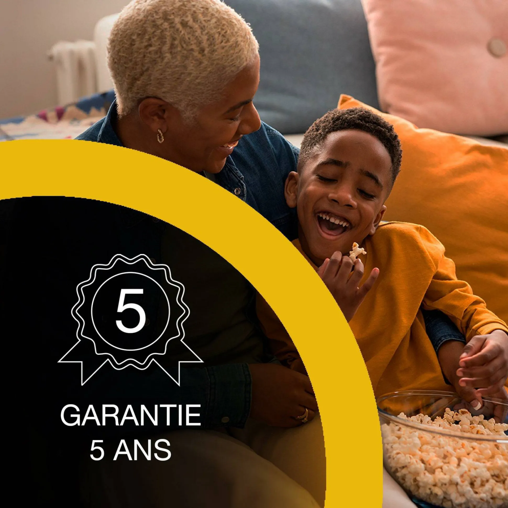 Epson Lifestudio Flex Plus EF-72, Projecteur Smart TV 4K PRO-UHD, portable, 1 000 lumens, Sound by Bose, Google TV, écran de 150 pouces