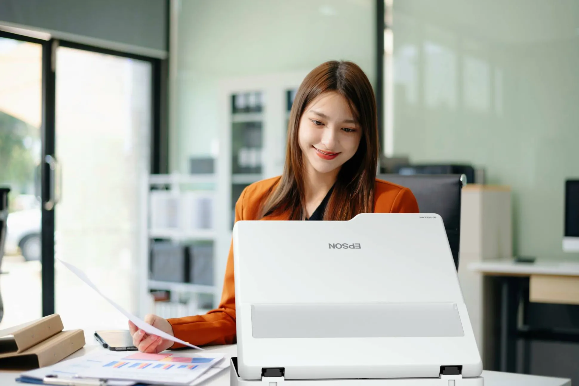 Scanner à plat A3 WorkForce DS-51000WN avec connexion réseau et Wi-Fi