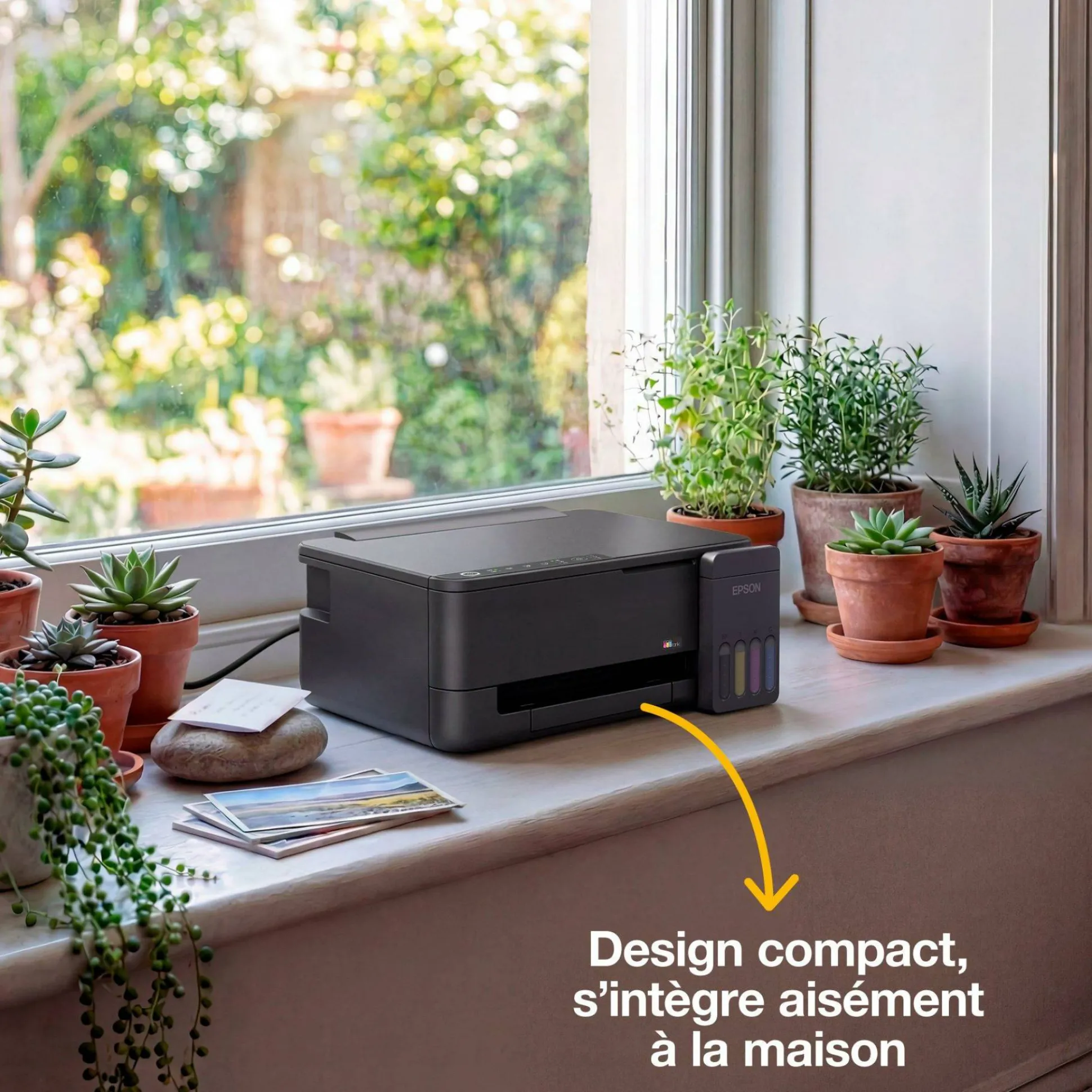 Solution d’impression multifonction A4 Wi-Fi et AirPrint EcoTank ET-2915 équipée de réservoirs d’encre, avec jusqu’à 3 ans d’encre inclus